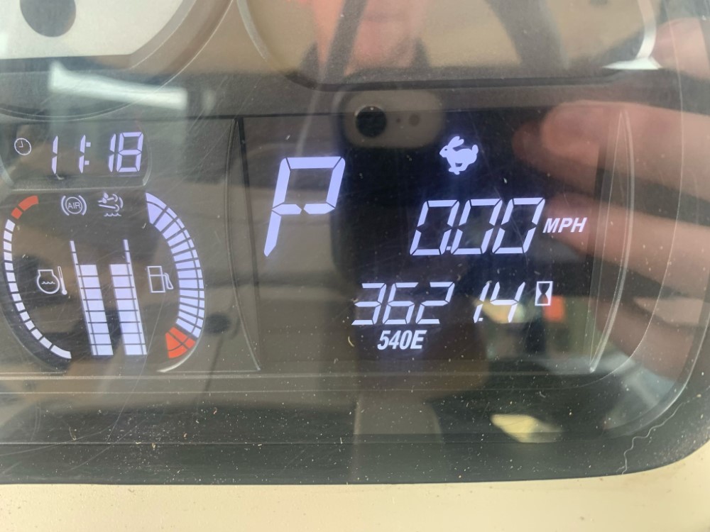 MASSEY FERGUSON 5712S TRACTOR C/W LOADER (12011953) - Image 21