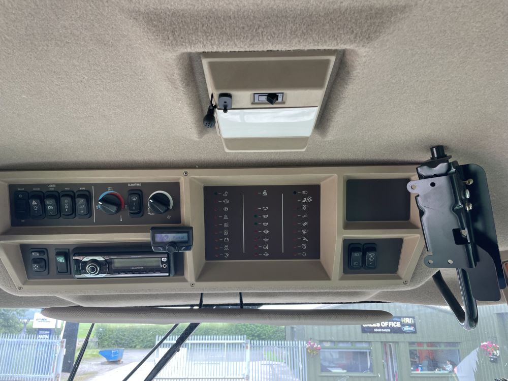 JOHN DEERE T550 COMBINE (12012131) - Image 7