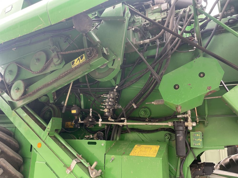 JOHN DEERE T550 COMBINE (12012131) - Image 21