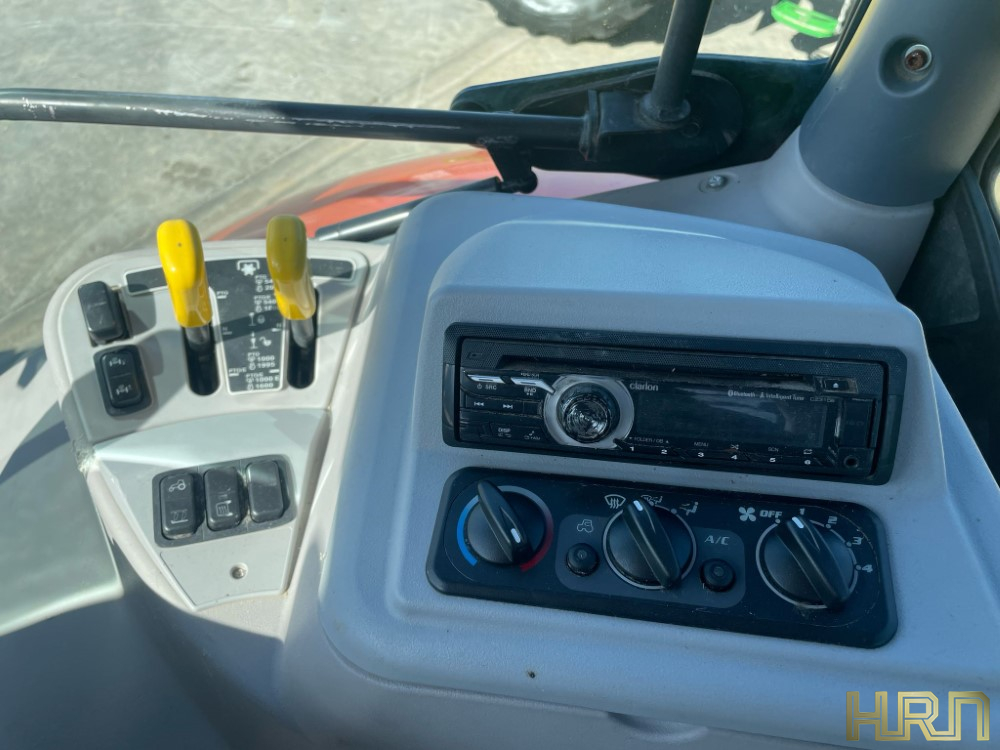 KUBOTA M7151 TRACTOR (41031756) - Image 22