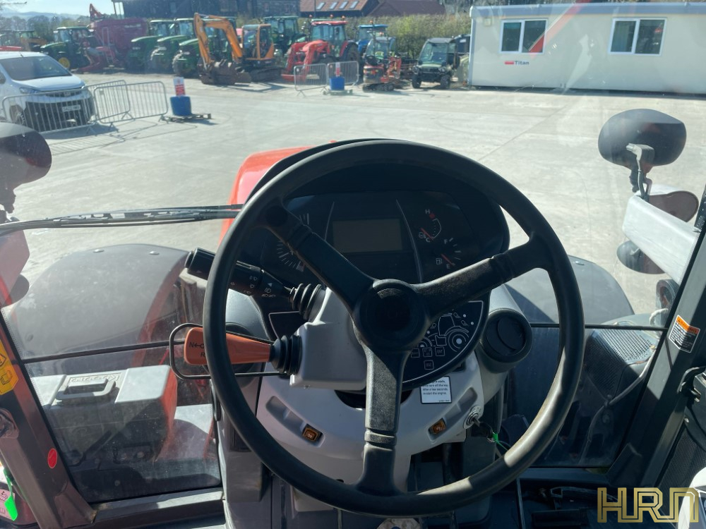 KUBOTA M7151 TRACTOR (41031756) - Image 25