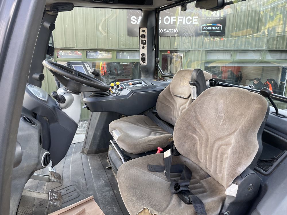 JCB 7230 PTRONIC TRACTOR (71036639) - Image 9