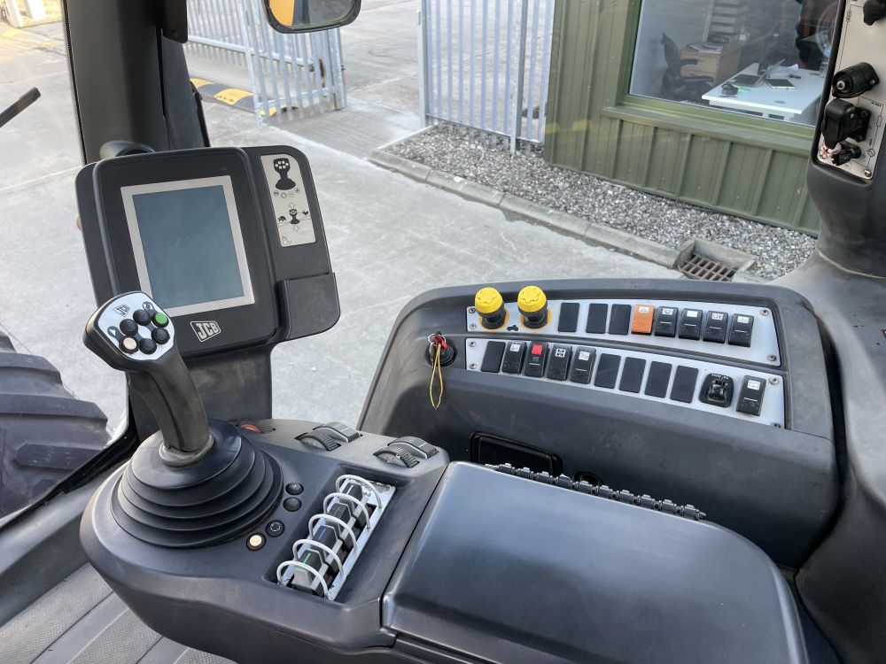 JCB 7230 PTRONIC TRACTOR (71036639) - Image 10