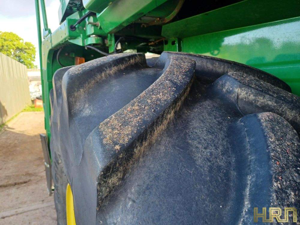 JOHN DEERE W540 COMBINE (12010136) - Image 23