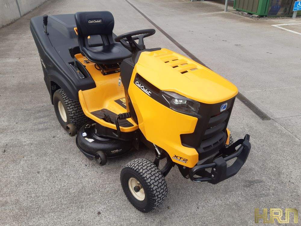 MISC CUB CADET XT2 RIDE ON MOWER (11033967) - Image 5