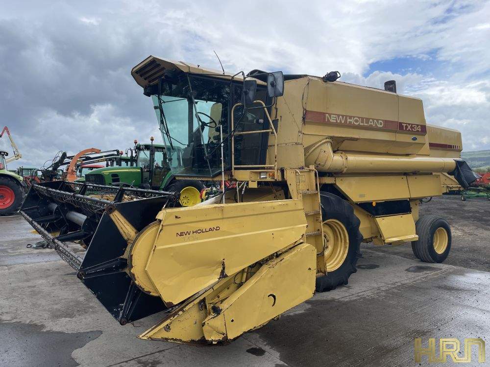 NEW HOLLAND TX34 COMBINE (11033583) - Image 10