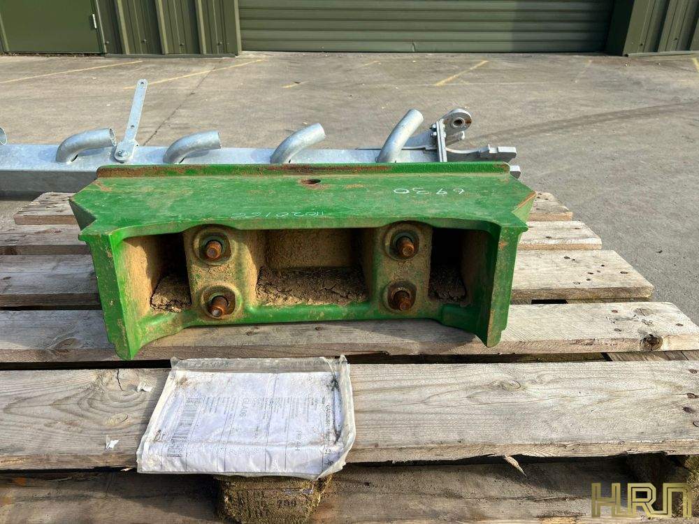 JOHN DEERE WEIGHT BOX (11020166) - Image 3