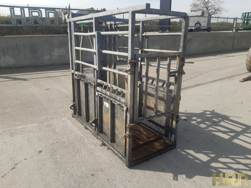 MISC CATTLE CRUSH . (11035699) - Image 3