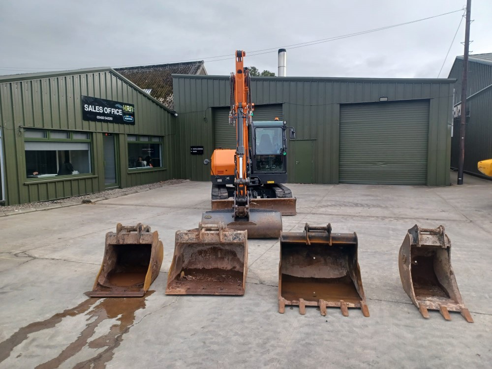 DOOSAN DX85R-7 EXCAVATOR (71036799) - Image 2