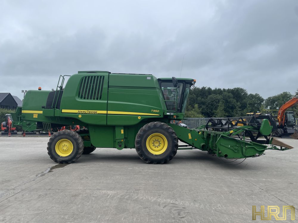 JOHN DEERE T550 COMBINE (12012131) - Image 46