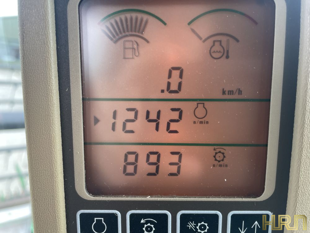 JOHN DEERE T550 COMBINE (12012131) - Image 52