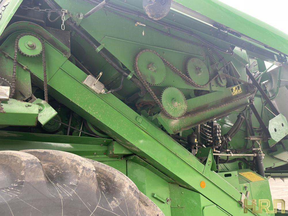 JOHN DEERE T550 COMBINE (12012131) - Image 58