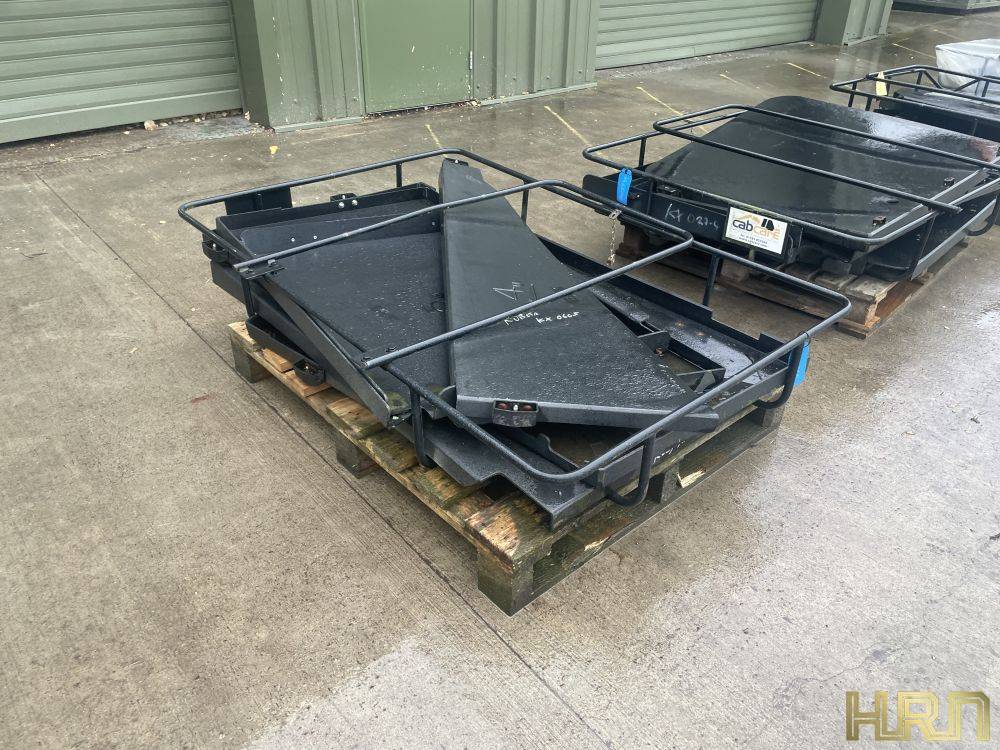 KUBOTA VANDAL GUARDS KX060 (71025262) - Image 3