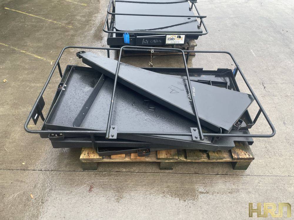 KUBOTA VANDAL GUARDS KX060 (71025262) - Image 4