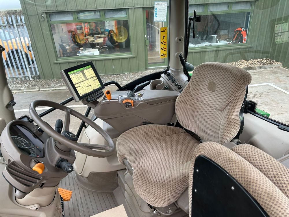 JOHN DEERE 6155R TRACTOR (12012386) - Image 10
