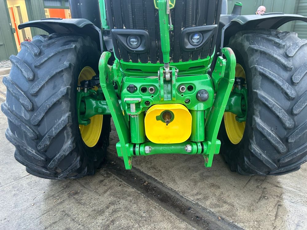 JOHN DEERE 6195M TRACTOR (71037460) - Image 10