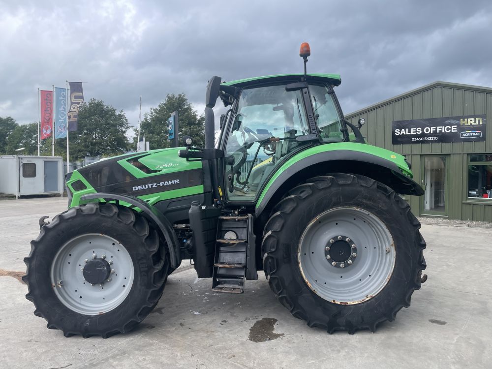 DEUTZ TTV 7250 TRACTOR (12012064) - Image 9