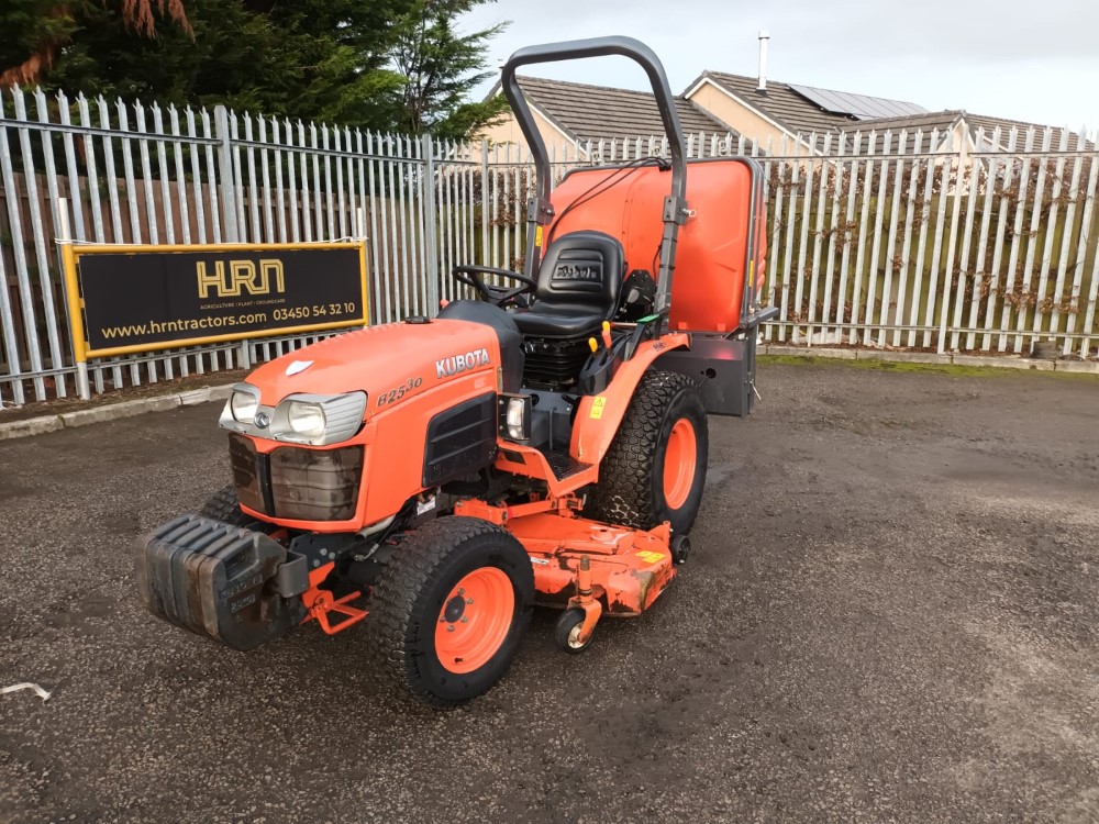 KUBOTA B2530 COMPACT TRACTOR (11036135) - Image 2