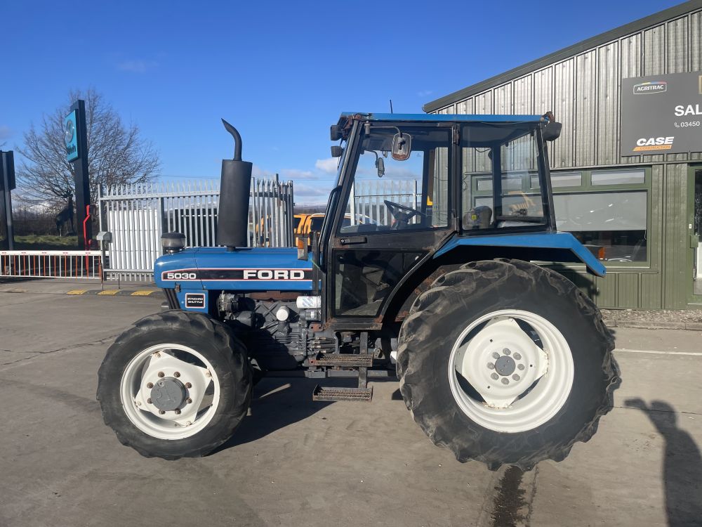 FORD 5030 TRACTOR (71037581) - Image 9