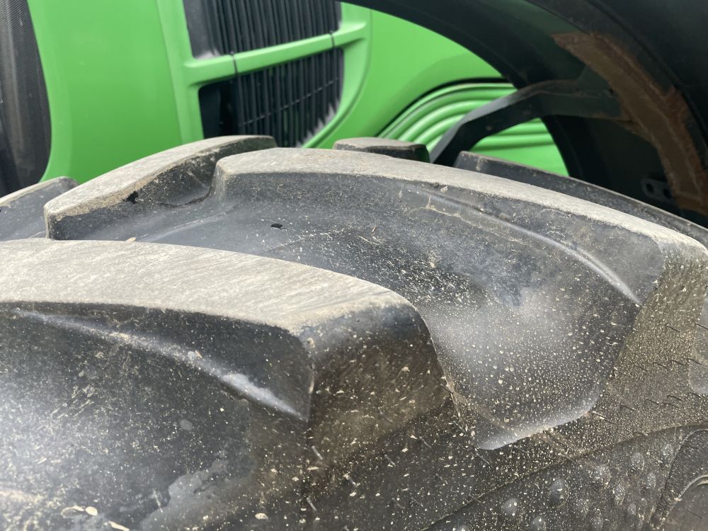 JOHN DEERE 6530 TRACTOR (71037645) - Image 10