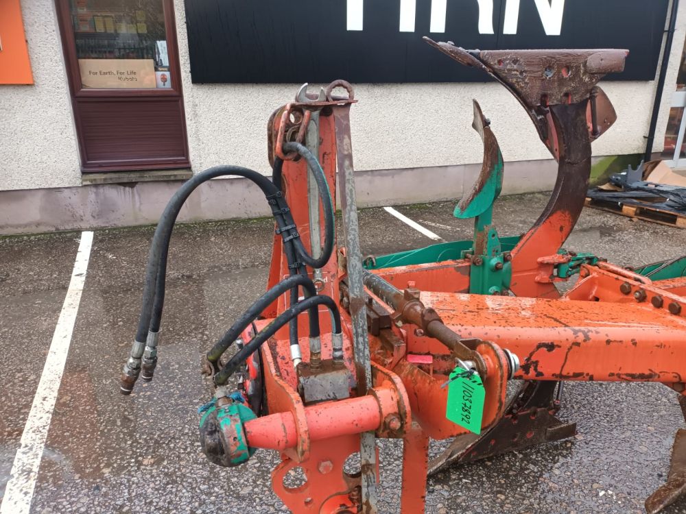 KVERNELAND E-160 4 FURROW PLOUGH (11037892) - Image 10