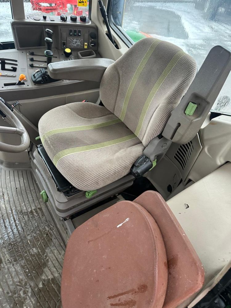 JOHN DEERE 6230 TRACTOR (11038029) - Image 10