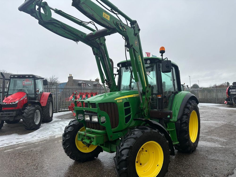 JOHN DEERE 6230 TRACTOR (11038029) - Image 13