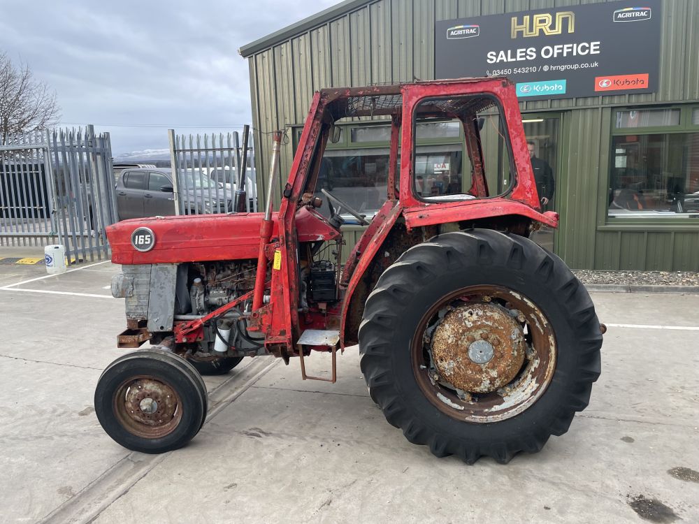 MASSEY FERGUSON 165 TRACTOR (12012479) - Image 9