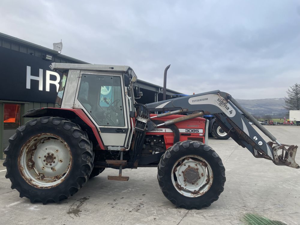 MASSEY FERGUSON 3085 TRACTOR (12012478) - Image 9