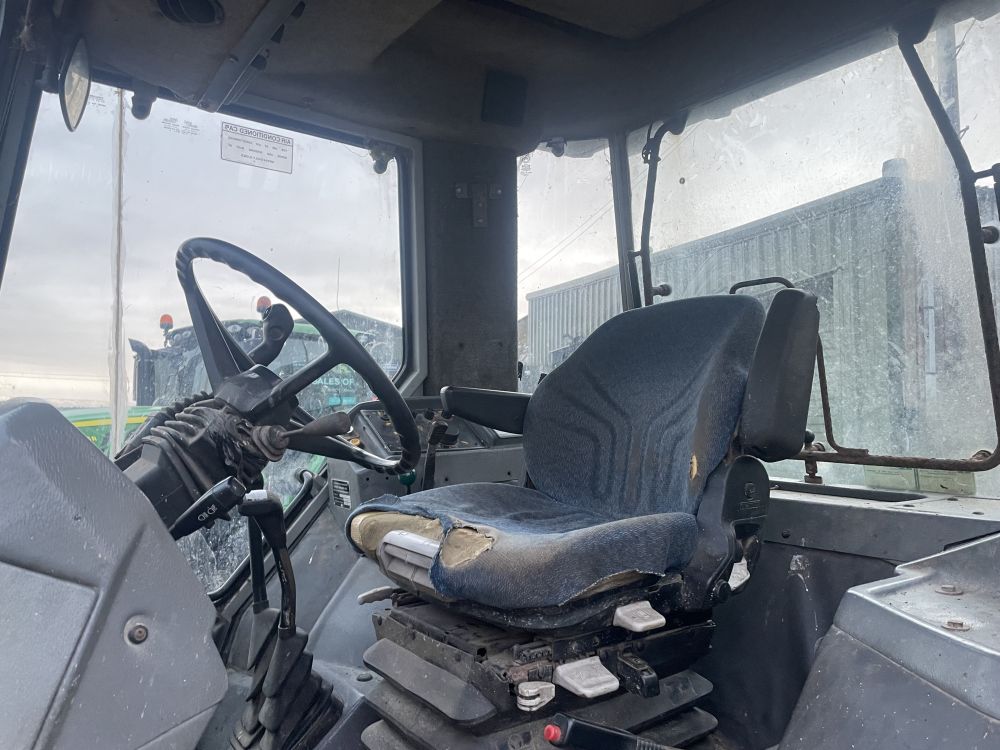 MASSEY FERGUSON 3085 TRACTOR (12012478) - Image 12