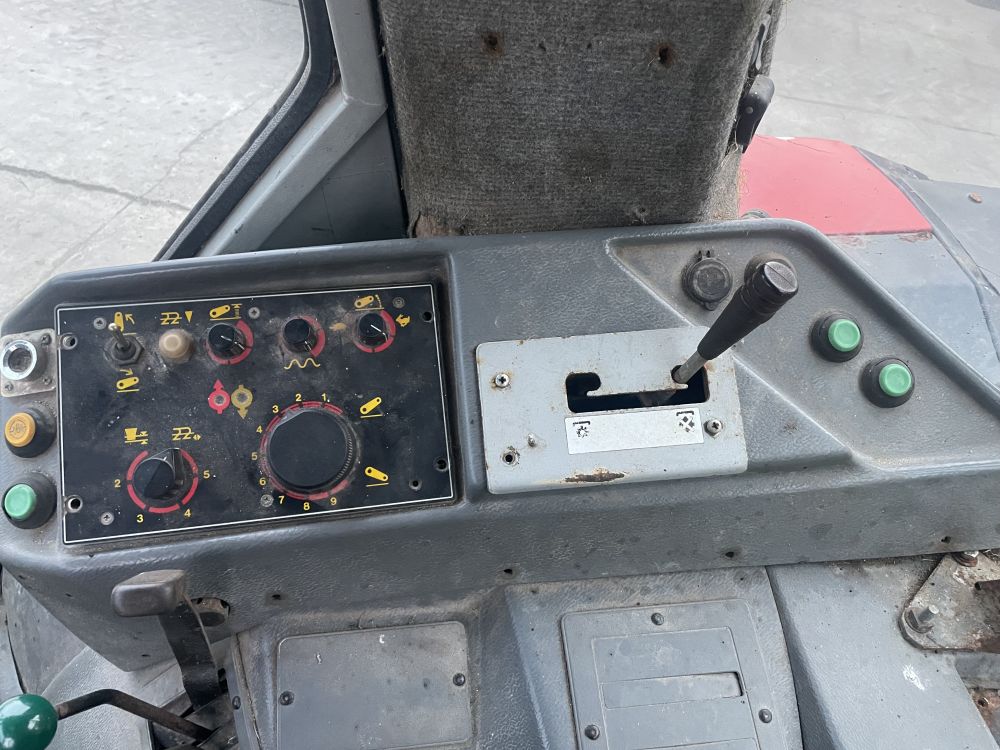 MASSEY FERGUSON 3085 TRACTOR (12012478) - Image 14