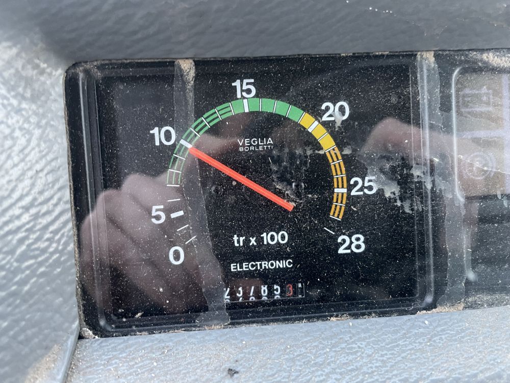 MASSEY FERGUSON 3085 TRACTOR (12012478) - Image 17