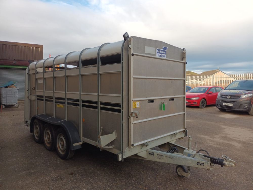 Ifor Williams TA5103 LIVESTOCK FLOAT (11037978) - Image 8
