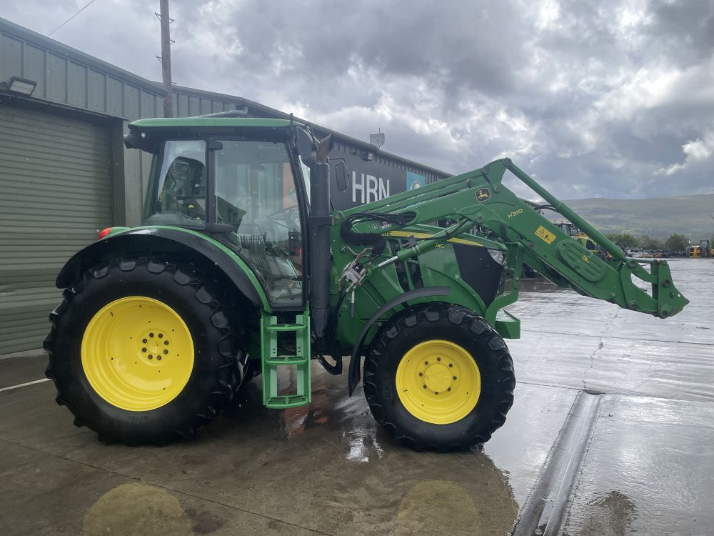 JOHN DEERE 6110MC TRACTOR (71038242) - Image 3