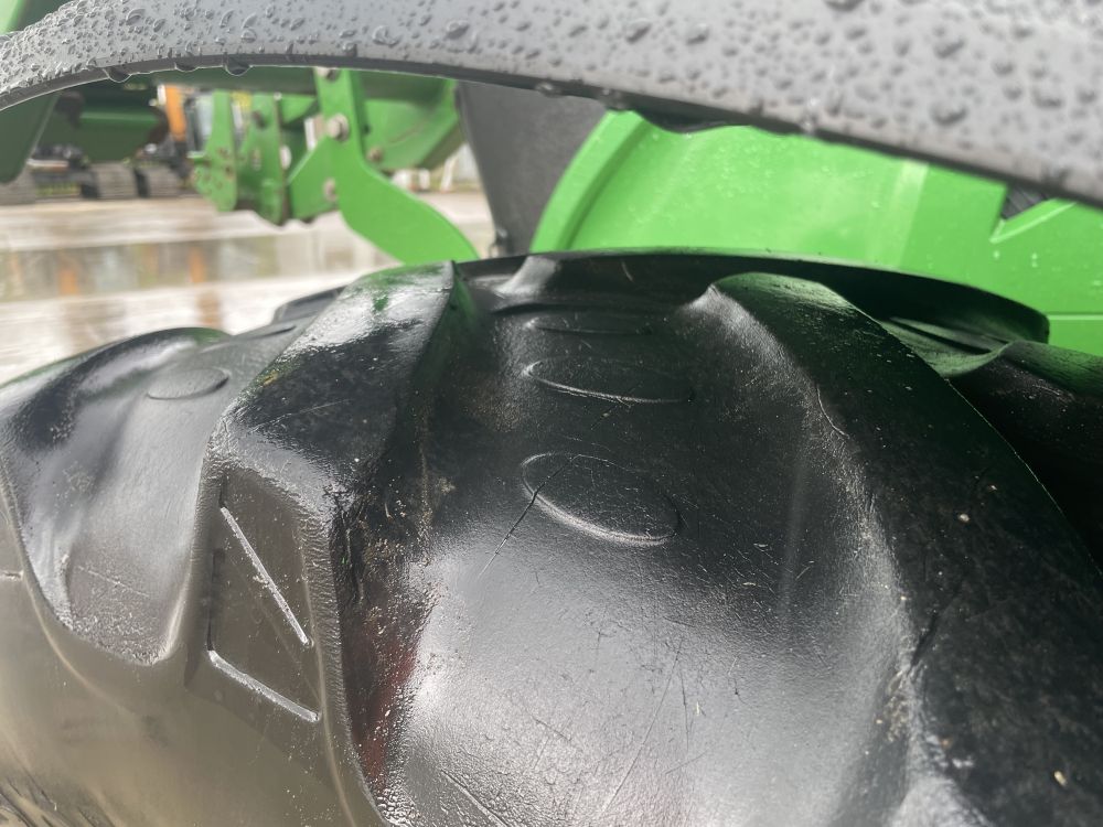 JOHN DEERE 6110MC TRACTOR (71038242) - Image 10