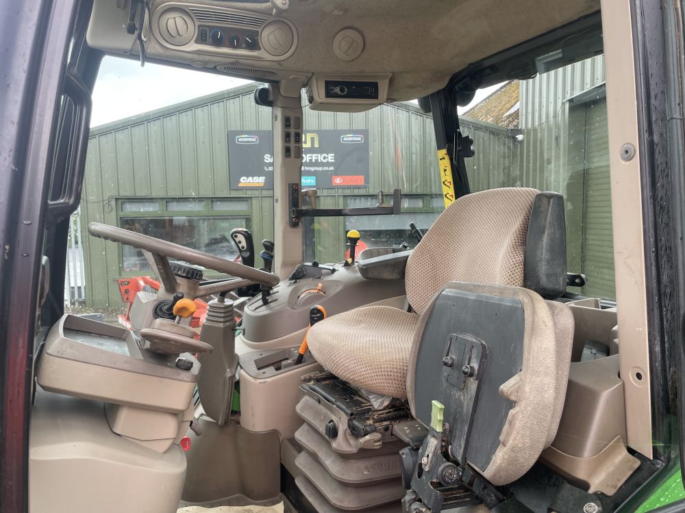 JOHN DEERE 6110MC TRACTOR (71038242) - Image 13