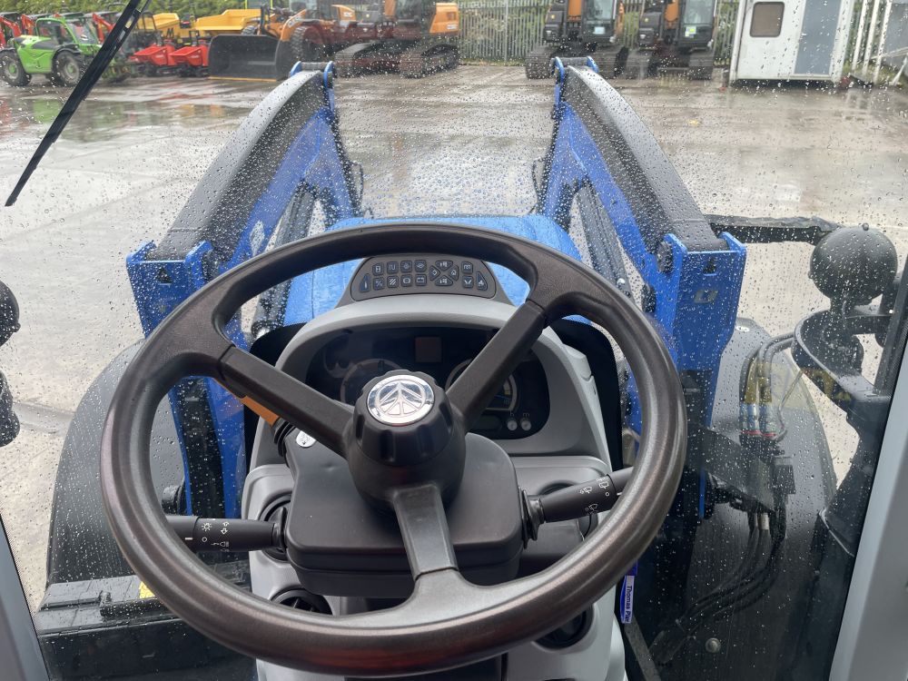 NEW HOLLAND T6.180 TRACTOR (71038799) - Image 12