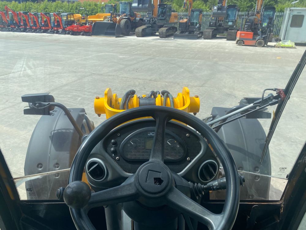 JCB 320S TELEHANDLER (71038681) - Image 8