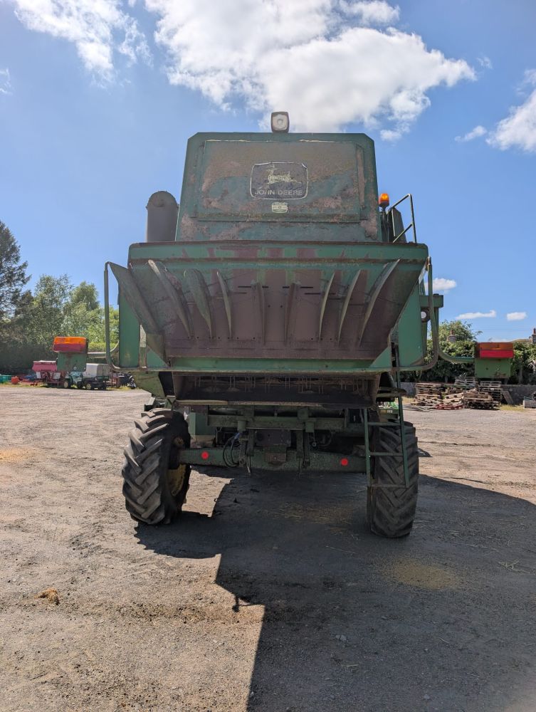 JOHN DEERE 2258 HILLMASTER COMBINE (71038462) - Image 4