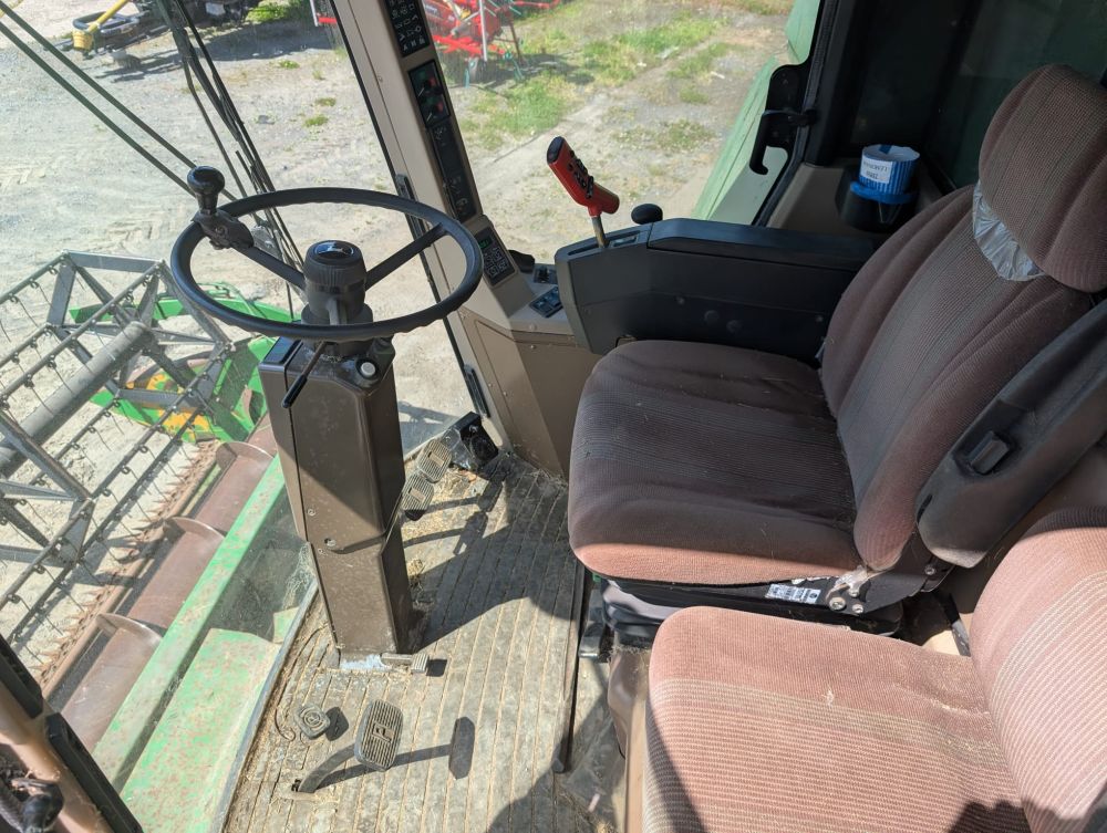 JOHN DEERE 2258 HILLMASTER COMBINE (71038462) - Image 8
