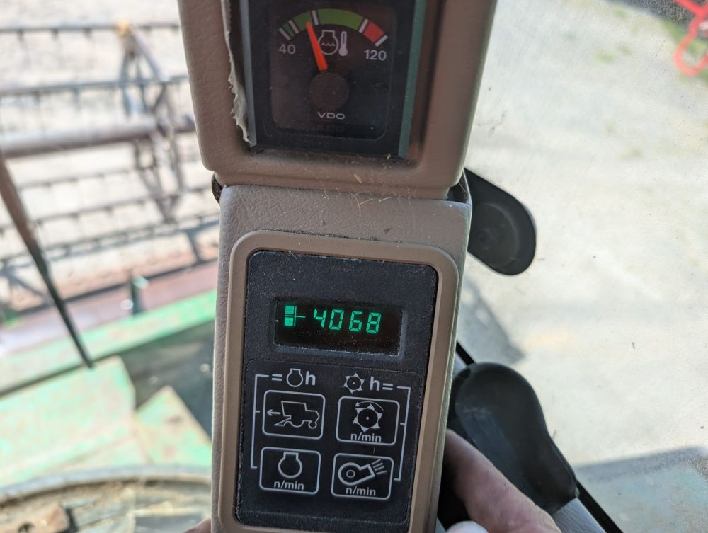 JOHN DEERE 2258 HILLMASTER COMBINE (71038462) - Image 16