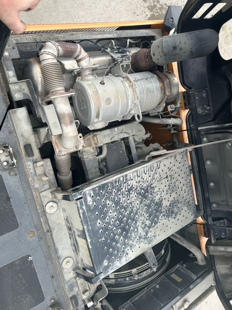 CASE CX300D CRAWLER EXCAVATOR (71038626) - Image 5