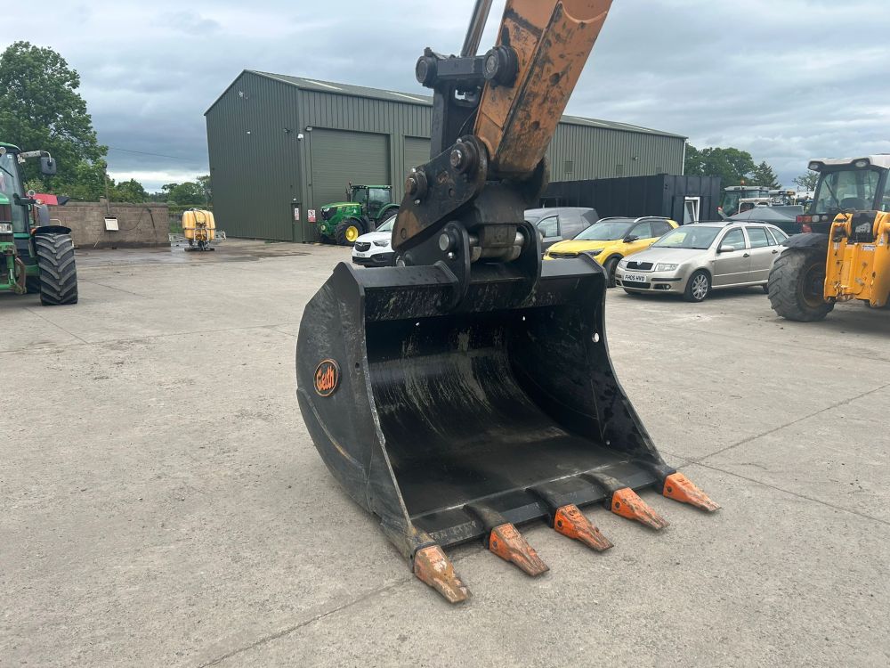 CASE CX300D CRAWLER EXCAVATOR (71038626) - Image 17