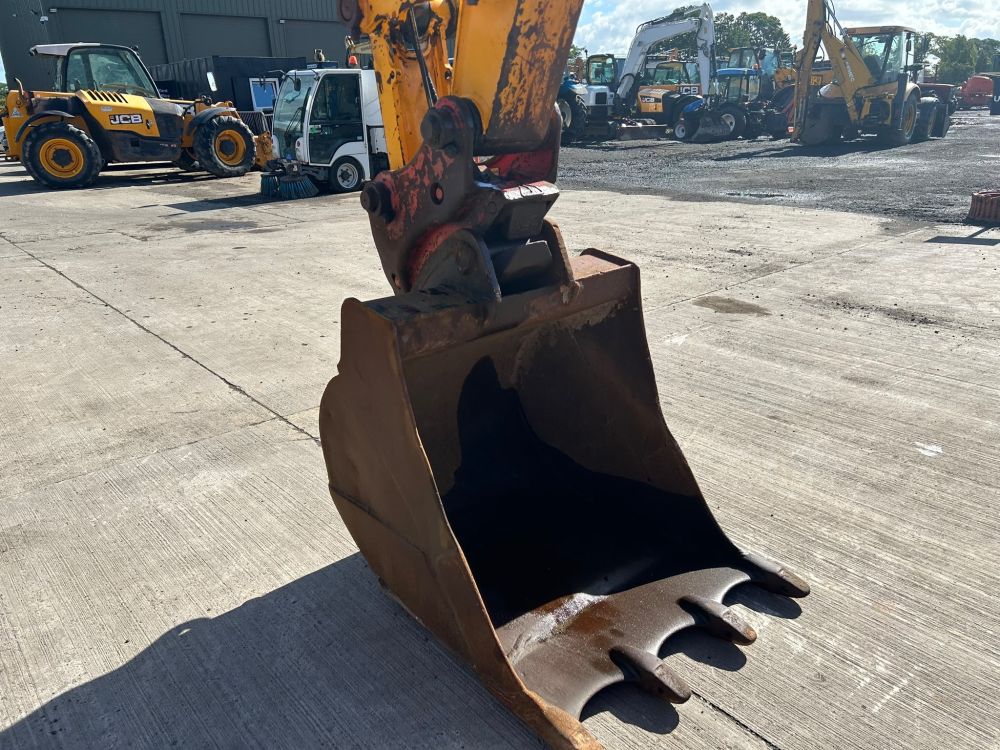 JCB JS145LC EXCAVATOR (12012511) - Image 10