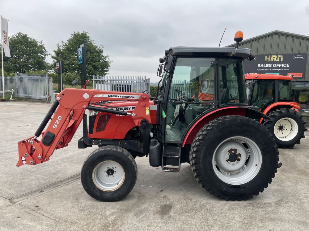 MASSEY FERGUSON 3635 TRACTOR (71038634) - Image 9